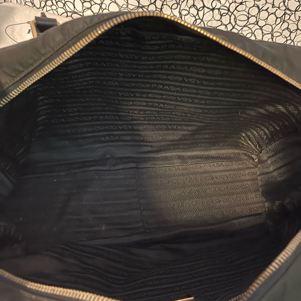Prada shoulder bag - Picture 3 of 14